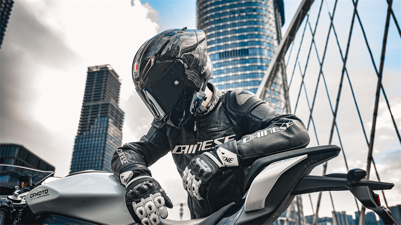 頭盔藍牙耳機如何挑選才最適合？